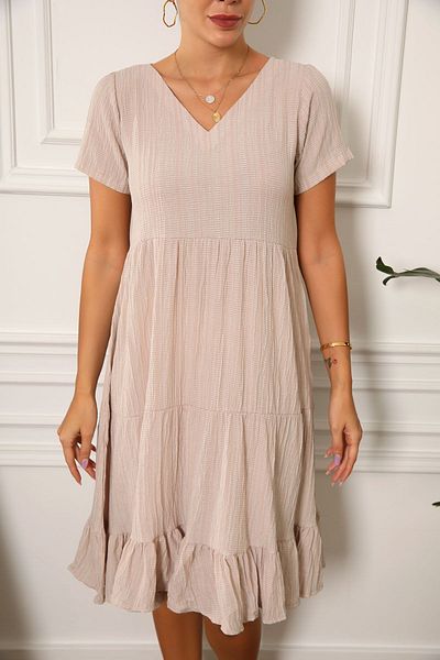 armonika Beigefarbenes, kurzärmliges Rüschenkleid mit V-Ausschnitt und Rüschen für Damen ARM-23Y001099