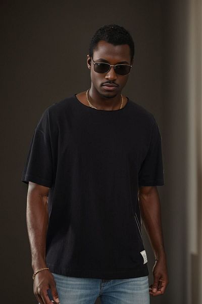 Balenbi Μαύρο Unisex Oversize T-Shirt - Πισ Κολάρα, Κεντημένη Φούστα