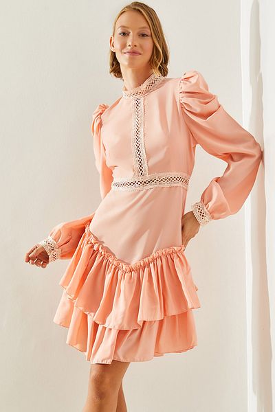 Bianco Lucci Γυναικείο φόρεμα με λεπτομέρεια Guipure RuFFle - 22200 60251491