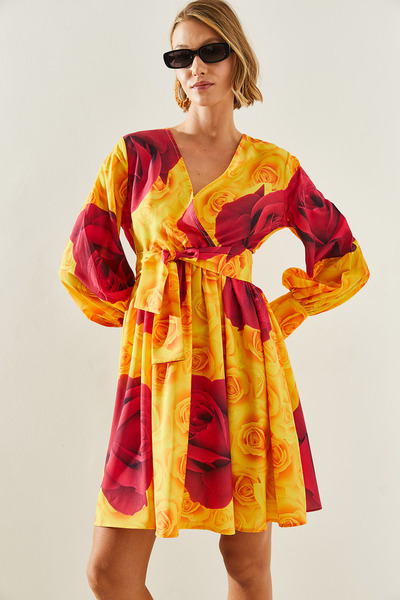 Bianco Lucci Virágmintás, kétsoros női ruha övvel - 181076 60251607