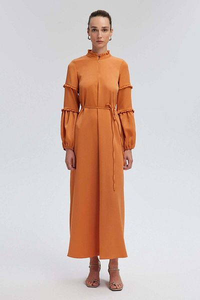 Touché Privé Satin Dress - Balloon Sleeve and Belt Model