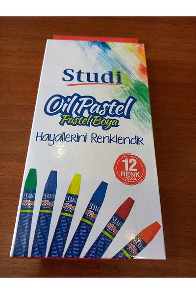 Studi 12 Crayons