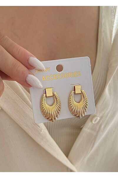 takıtarzım أقراط نسائية مسننة بلون الذهب واللوز