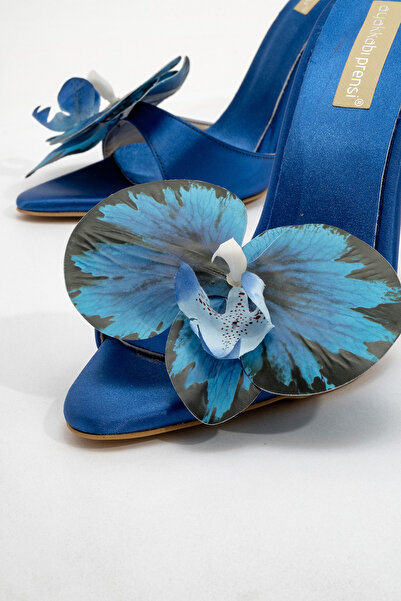 AYAKKABI PRENSİ Lily Flower Detailed Saks Satin 10 cm Dámské pantofle, pantofle na podpatku