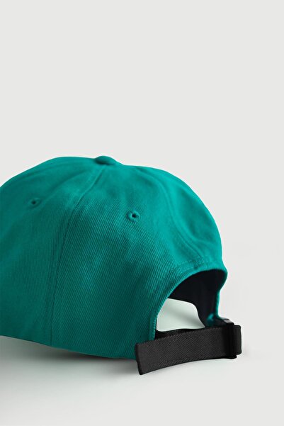 Huge Element Huge Cap