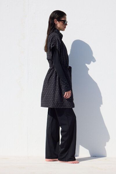 Manuka Swimsuit Vest Logo - Stylish and Comfortable Design