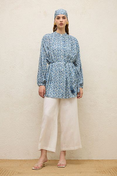 Manuka Roseblaue Tunika mit Viskose-Muster