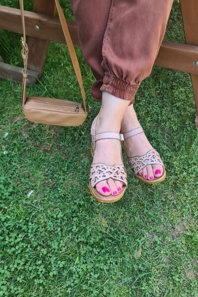 İNZE AYAKKABI Edremit- Powder Laser Genuine Leather Sandals