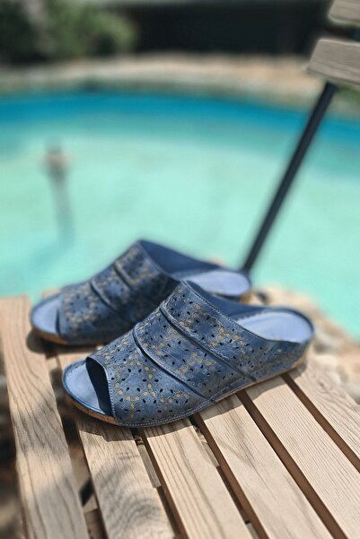 İNZE AYAKKABI نافورة - شبشب جلد طبيعي بالليزر الأزرق