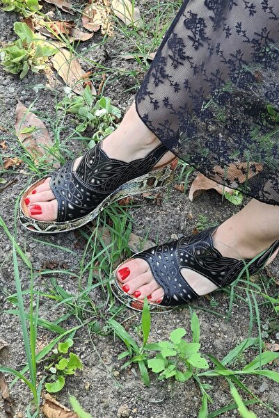 İNZE AYAKKABI Black Laser Cut Genuine Leather Wedge Heel Sandals-model: Narcissus