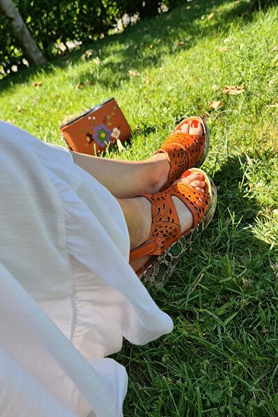 İNZE AYAKKABI Pomegranate Flower Laser Cut Genuine Leather Wedge Heel Sandals-model: Narcissus