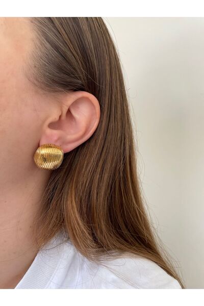 nerora أقراط مربعة من الفولاذ المقاوم للتشويه مخططة باللون الذهبي