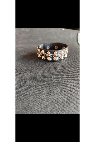MFC Bracelet - Comfortable and Stylish Design