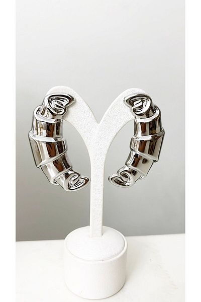 LadyLiJewels Croissant Earrings