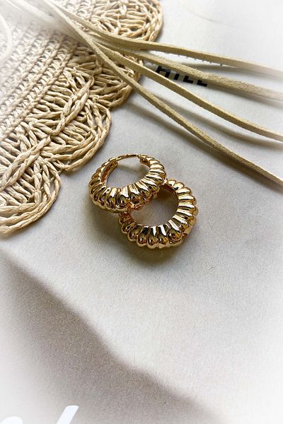 roshel Gold Colored Steel Earrings - Serrated and Curved Hoop Model