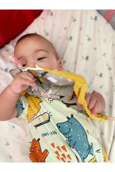 Fiyonka Natural Wood and Fabric - Rustling Teether and Relaxing