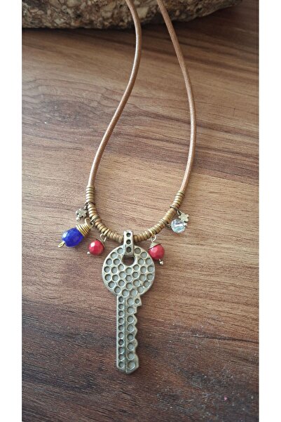 azra takı tasarım Laci Women's Necklace - with Key Figure, Short Luck, Handmade