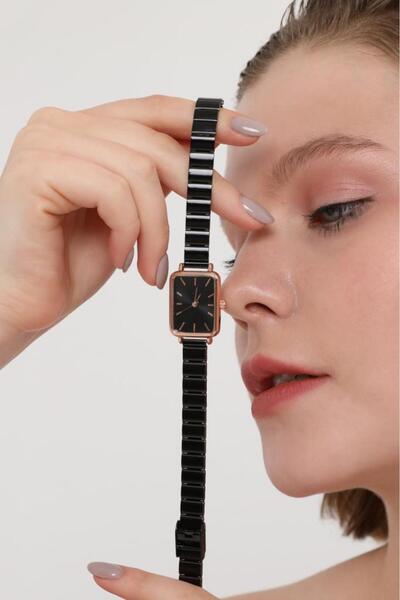 OQQO ساعة يد نسائية من Asteria بمينا أسود وعلبة وردية