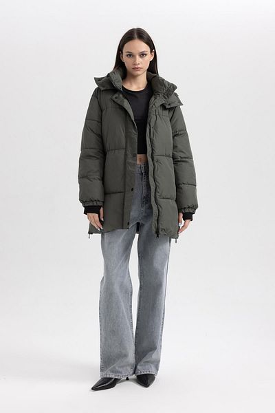 DeFacto Relax Fit Puffer mit Kapuze - Wasserdichter Pufferjacke-Parka A3201ax23wn