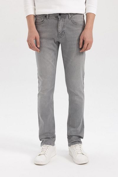 DeFacto Pedro Slim Fit Jeans - Κανονική μέση, στενό πόδι B2904ax23au