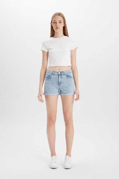 DeFacto Jeans-Shorts mit umgeschlagenem Bein und hoher Taille - B9207AX24SM