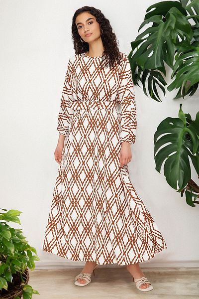 Trendyol Modest Cinnamon Patterned Belt Detailed Crinkle Woven Dress TCTSS24EB00233