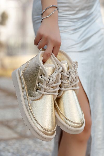 ELLOLİTA LUXURY SHOES Cizme confortabile de damă - căptușite cu mini blană, talpă joasă, cu șireturi