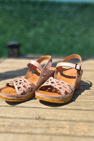 İNZE AYAKKABI Edremit- Powder Laser Genuine Leather Sandals