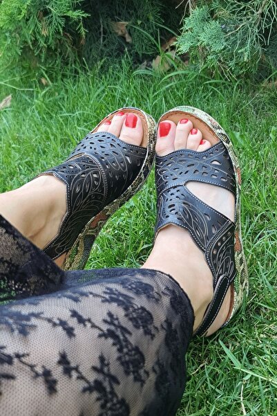 İNZE AYAKKABI Black Laser Cut Genuine Leather Wedge Heel Sandals-model: Narcissus