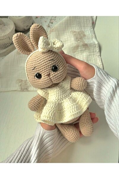esmanın diyarı Amigurumi tavşan kiz