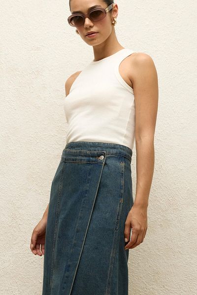 Manuka Blauer, gewickelter Jeansrock