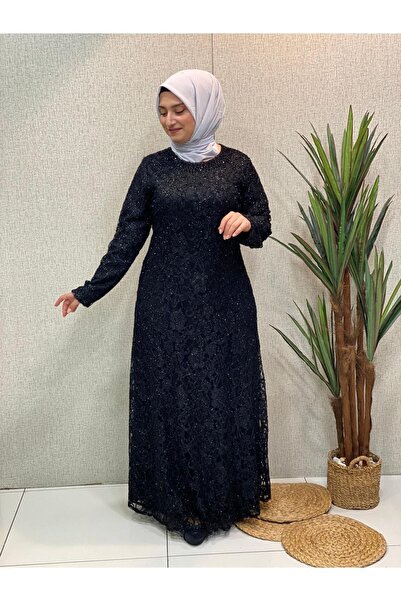 Butik büyük beden Βραδινό φόρεμα με δαντέλα Kordena