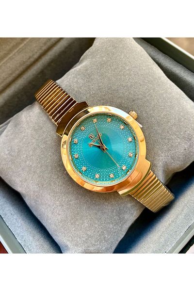 Reward Gold Color Vintage Women's Wristwatch - Brand
