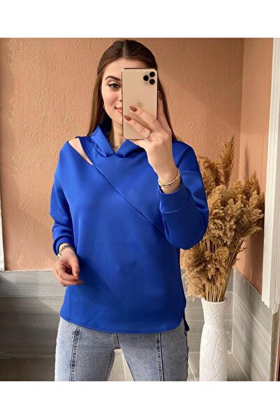 TLG سويت شيرت سكوبا كبير الحجم بكتف واحد مع تفاصيل نافذة