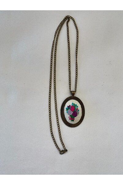 HEDİYEM EVİME Çiçek İşlemeli Kanaviçe Kolye Antik Bakır Renk Model 1