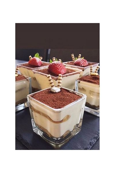 Senin Dükkanın 4-piece Glass Dessert and Magnolia Bowl - Square Ice Cream Bowl Snack Bowl Set (4 Pieces)