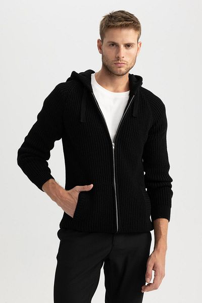 DeFacto Thessaloniki-Cardigan mit Kapuze und Standardpassform - A6204ax23au