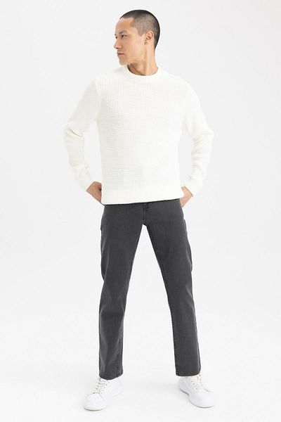 DeFacto Standard Fit Regular Cut Crew Neck Basic Plain Knitwear Sweater N9902Az23Wn