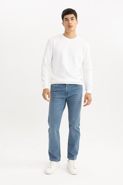 DeFacto Sergio Regular Fit - Pipe Leg Jeans B4542ax23au