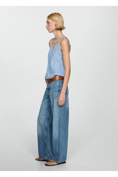 MANGO Woman Bluse mit bestickten Trägern