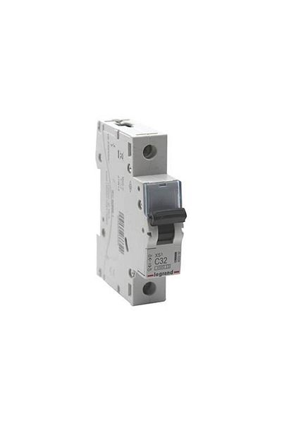Legrand Type C Automatic Fuse - 1X32A 4,5Ka Xs3 Lr 403332