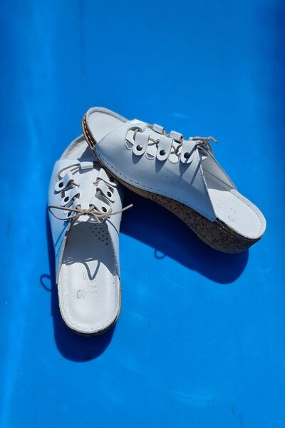 İNZE AYAKKABI Kuşadası - شبشب جلد طبيعي أبيض