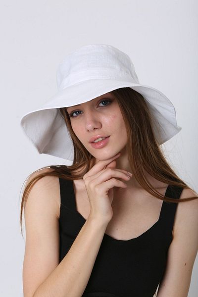 FELLMENS White Lux Cotton Wide Bucket Women's Hat