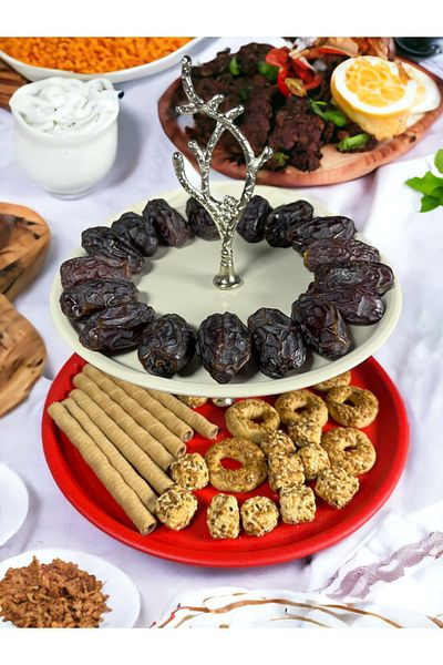 hemlife Metal 2 Tier Silver Leaf Figured Cake Display Stand
