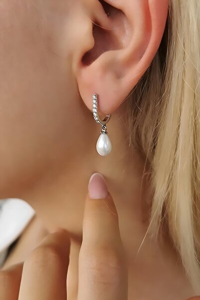 Utku Kuyumculuk 14 AYAR 0,15 CT PIRLANTA TAŞLI ÖZEL TASARIM İNCİLİ ALTIN KÜPE