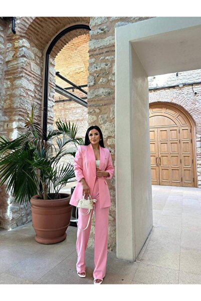 ZF BUTİK Egygombos kendős galléros öltöny