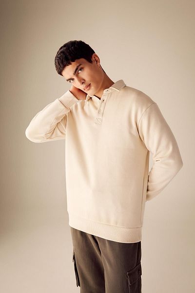 DeFacto Bequemes Sweatshirt mit Polokragen und bequemer Passform – A5280ax23au