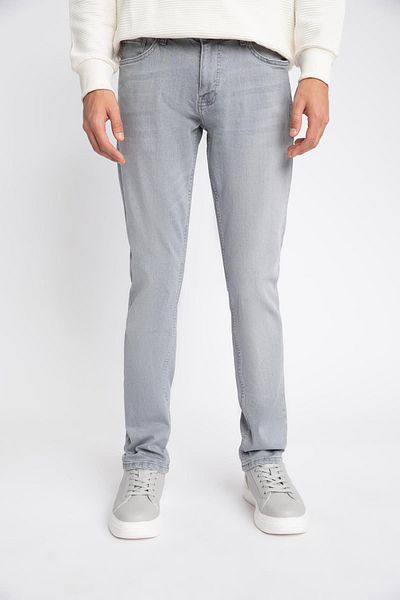 DeFacto Pedro Slim Fit Στενή Εφαρμογή Κανονική μέση με στενό πόδι Jean παντελόνι B3103ax23au