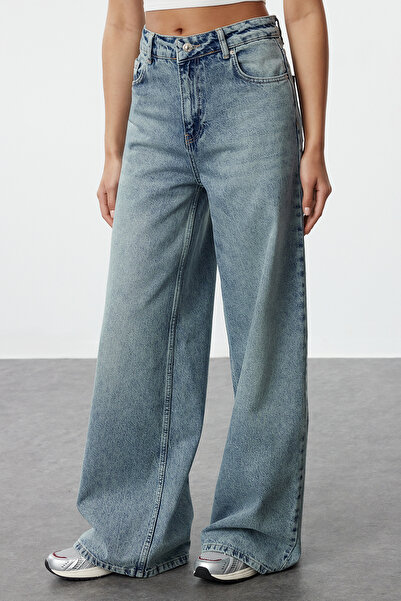 Trendyol Collection Modré normální pas Extra široké nohavice Široké nohavice Palazzo Jeans TWOAW25JE00106