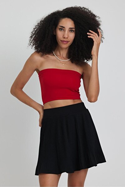 The Base Жіночий червоний топ-кроп без бретелей
